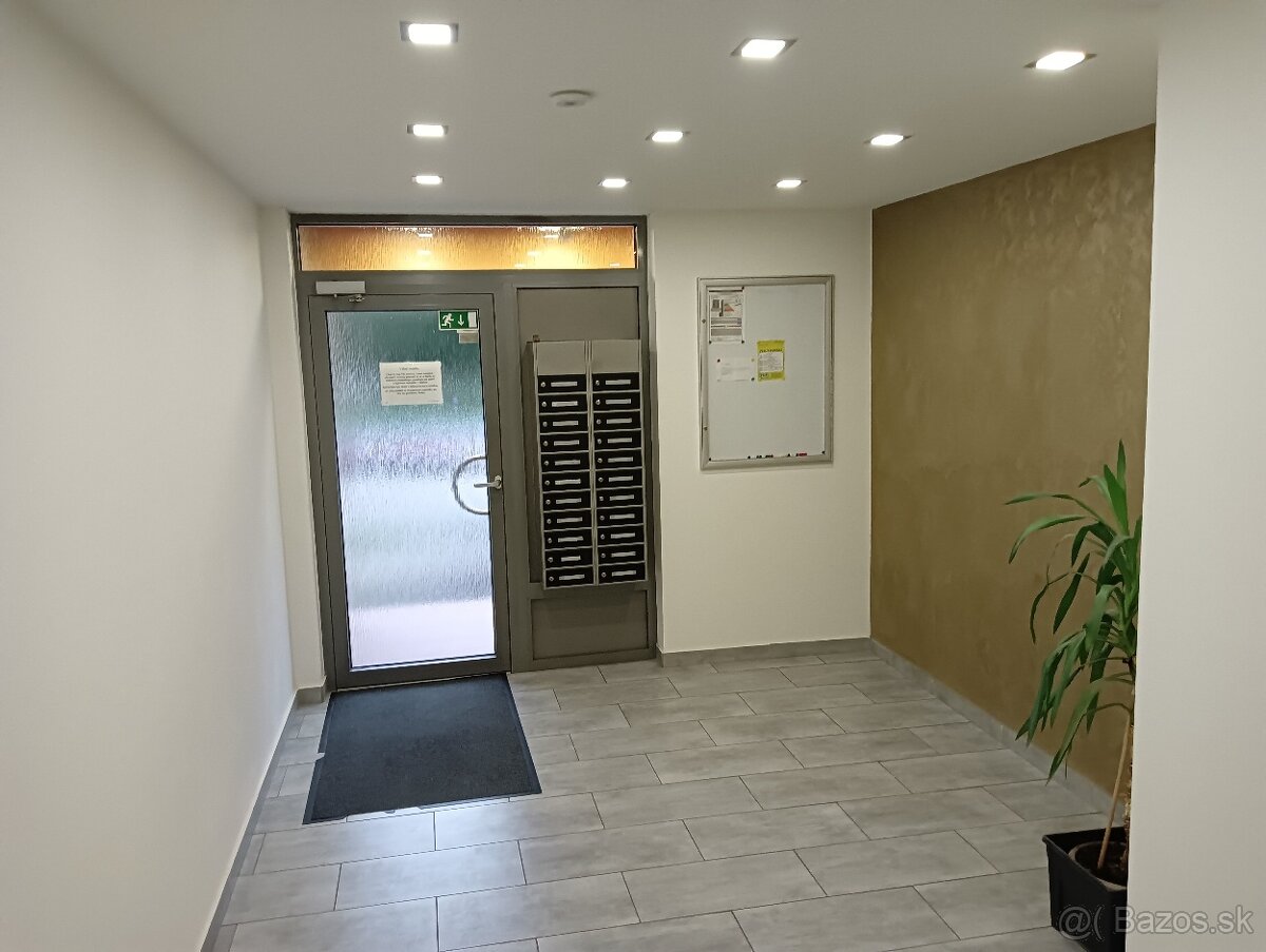 Priestranný 3-izbový byt, 88 m2, Dubnica nad Váhom - 10