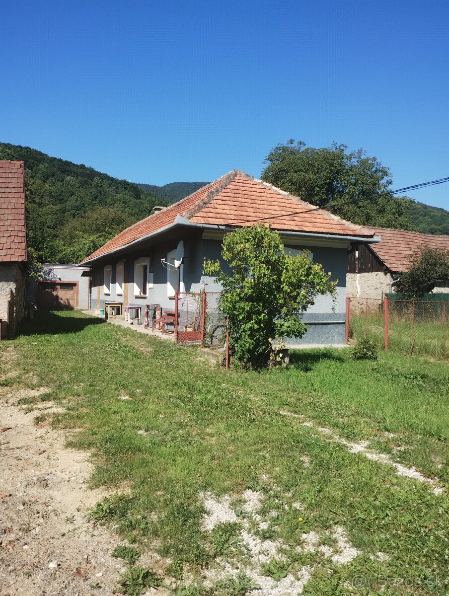 Rodinný dom v Rožňave v cene bytu - 10