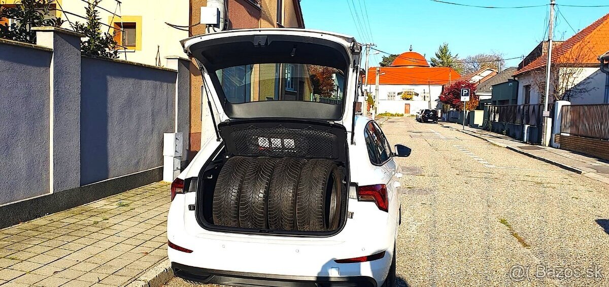 Škoda Scala 1.0 TSI 85KW Ambition Plus M6 / r. 2020 / - 10