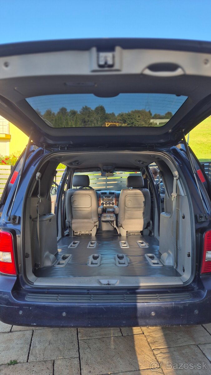 Kia Carnival 2.9 CRDi EX 106kW/144HP M5 - 10