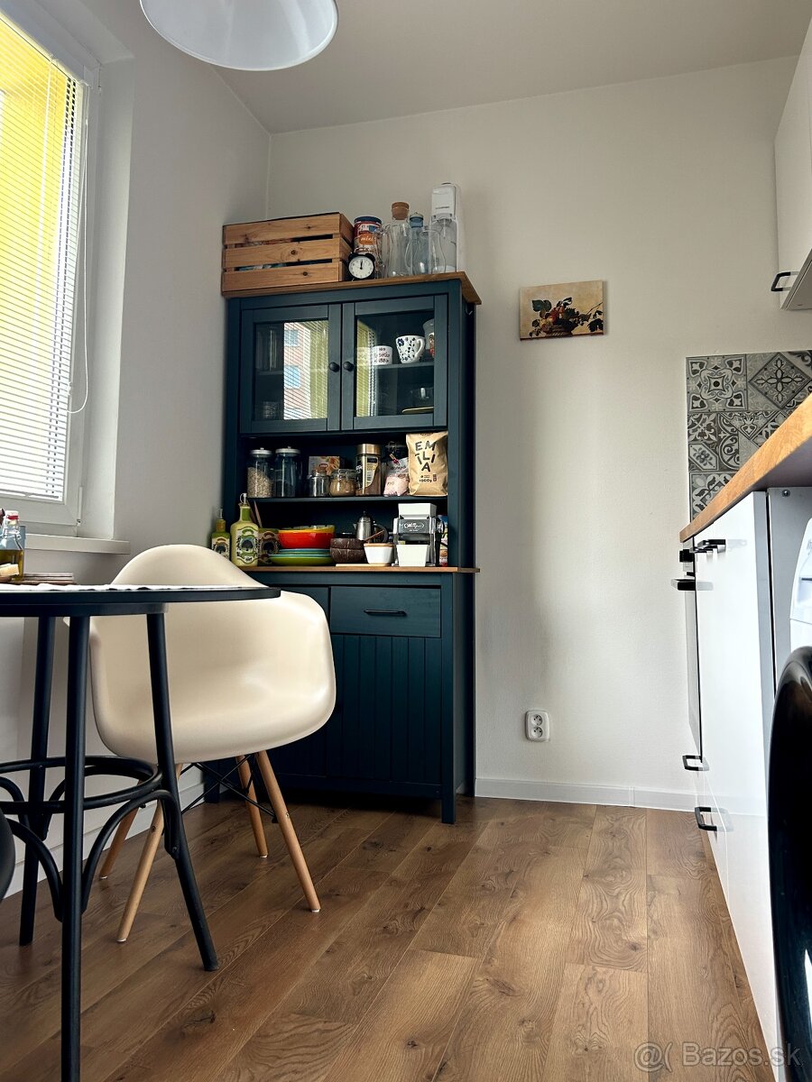 Predám 2-izbový pekný byt v lukratívnej lokalite - 10