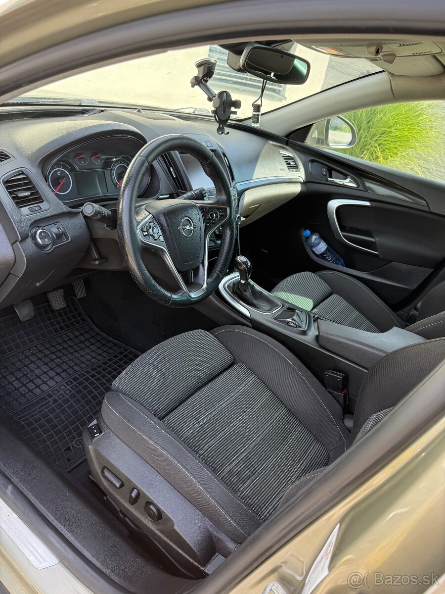 🚗 Opel Insignia 2.0 CDTI 120 kW Sport Tourer - 10