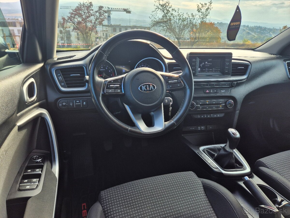 Predám Kia Ceed 1.4 73 kW – benzín (06/2019) - 10