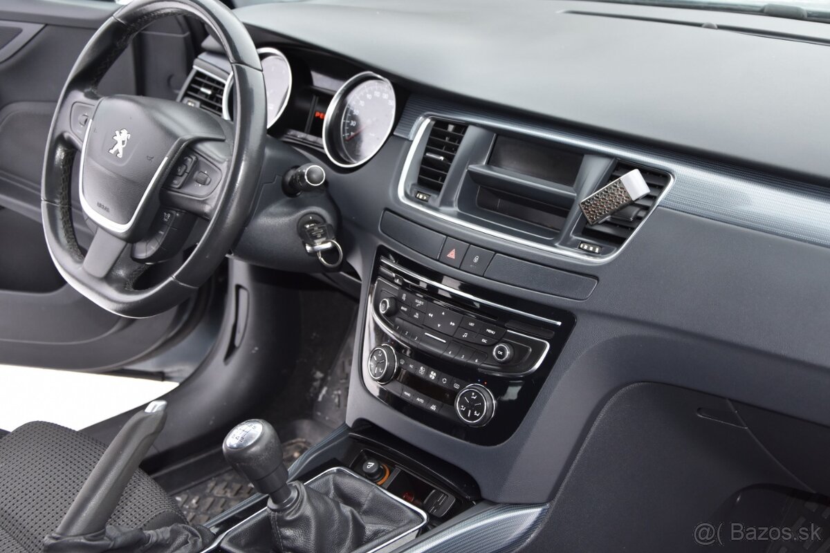 Peugeot 508 SW 1.6 THP BVM6 Active - 10