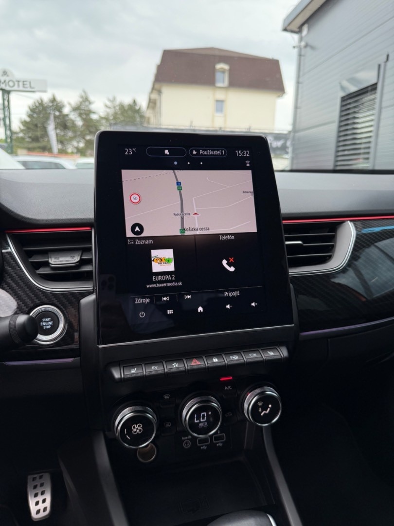 Renault Arkana 1.6 E-Tech Hybrid 145 RS line A/T - 10