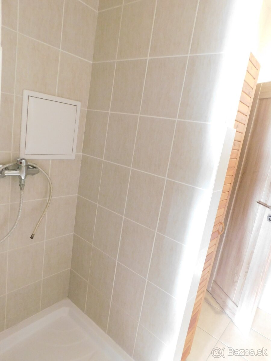 Kancelárske priestory + PARKOVANIE - 10