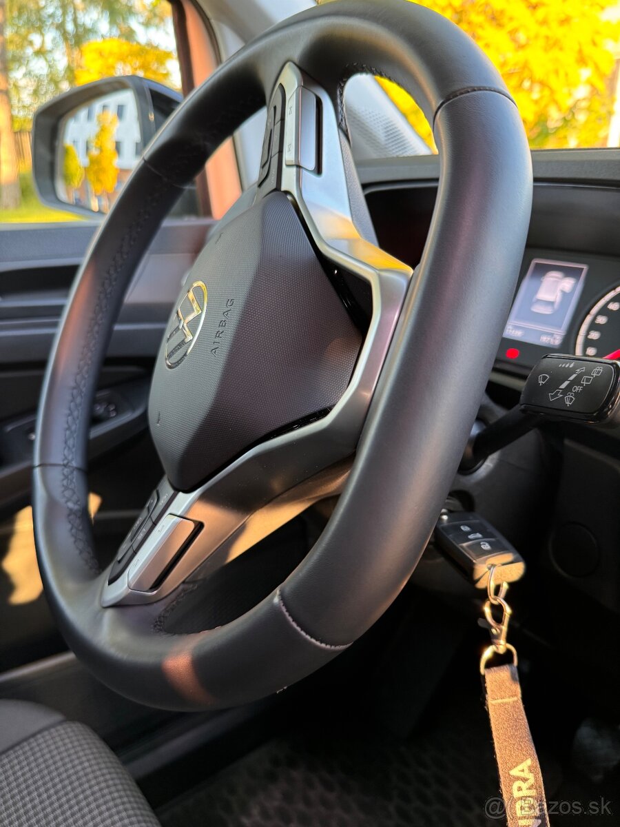 Predám VW CADDY 2,0 TDI - 10