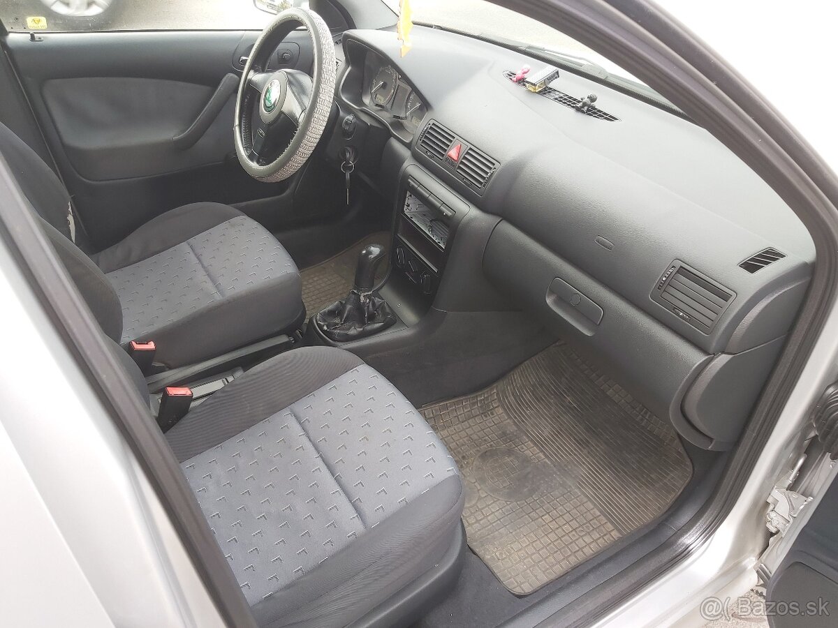 Škoda Octavia 1.9 TDI Ambiente - 10