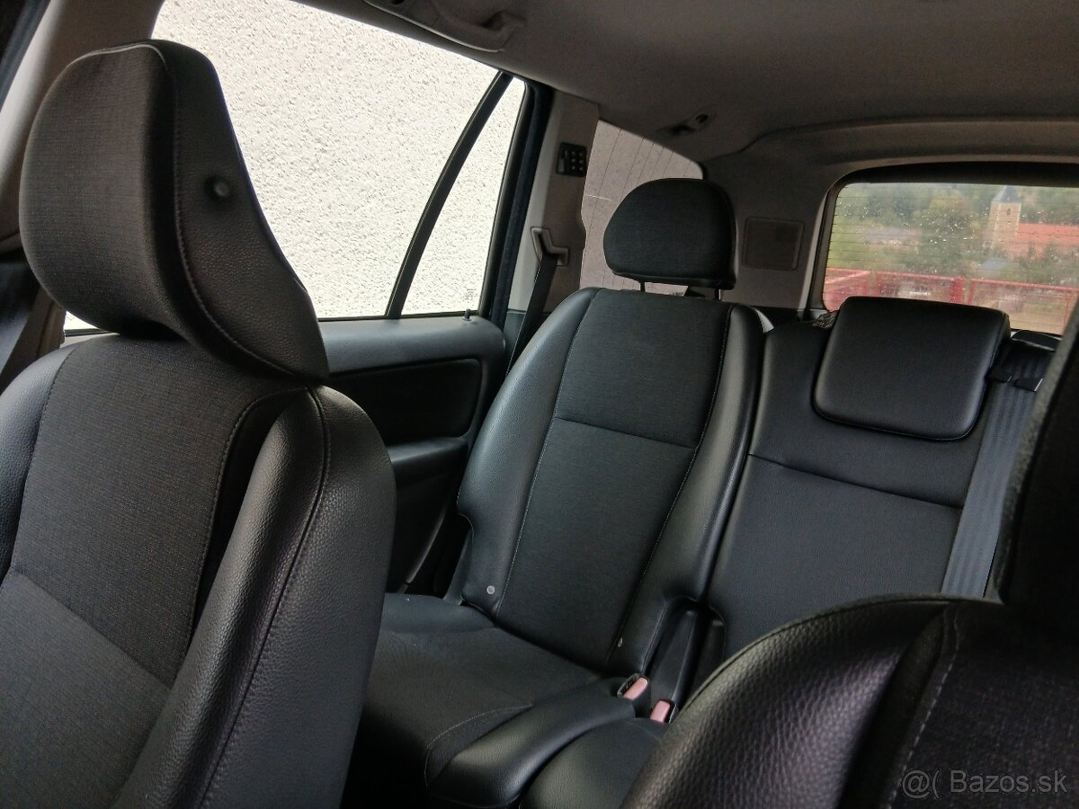 Volvo XC90 - 10
