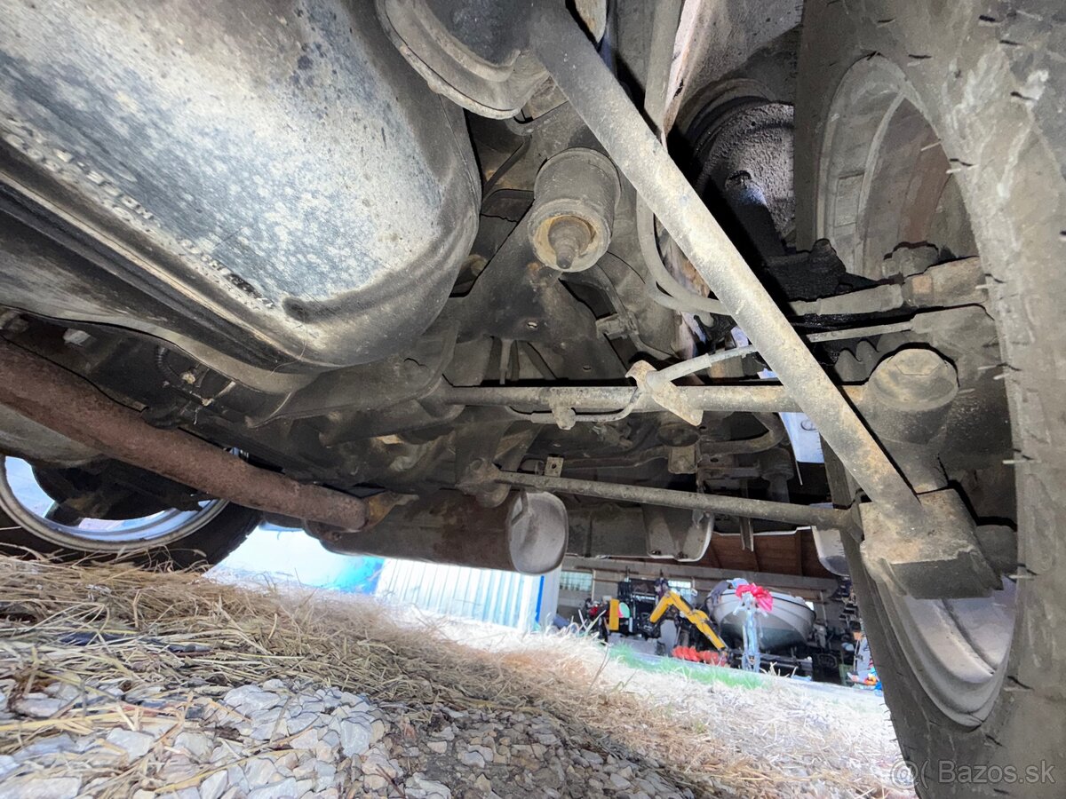 NISSAN XTRAIL T30 4x4, r.v.2005 - 10