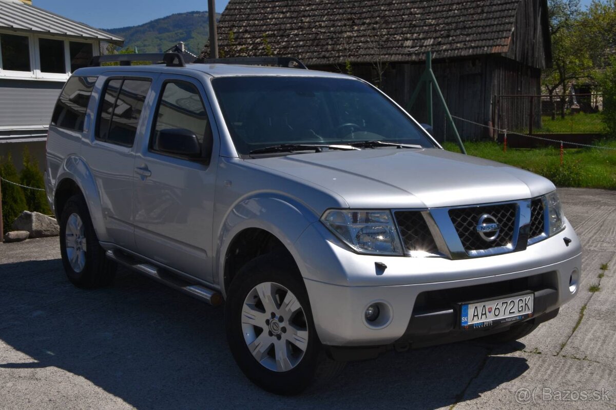 Nissan Pathfinder 2.5 dCi terénne - 10