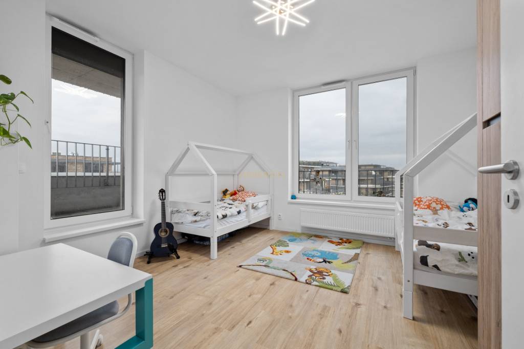 ASSENZIO - 3 IZBOVÝ BYT - SLNEČNICE - FIALOVÁ - PETRŽALKA - 10