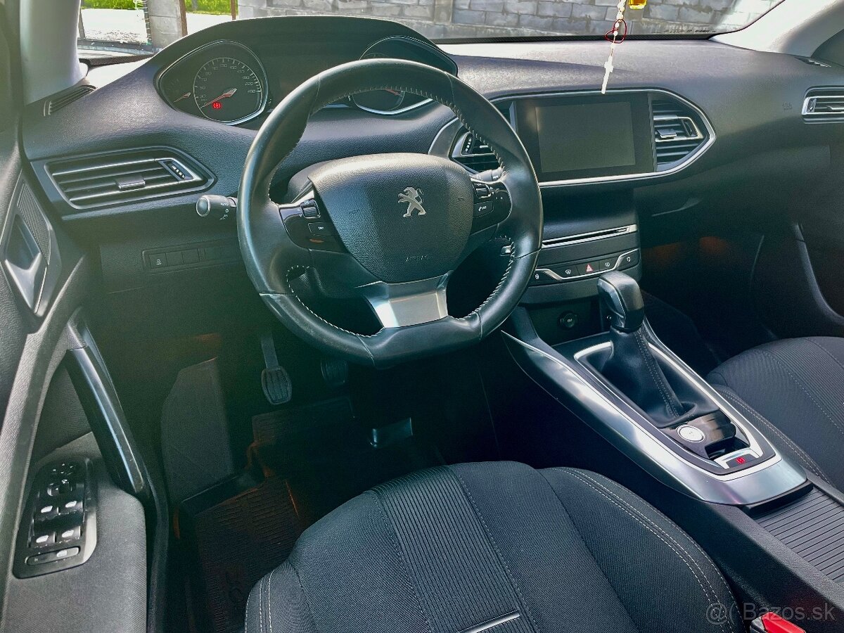 Peugeot 308 1.6 HDi - 10
