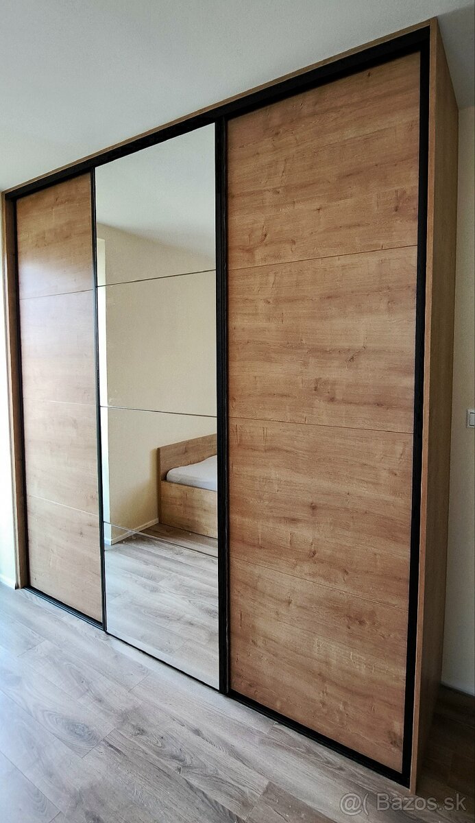 Nábytok na mieru - 10