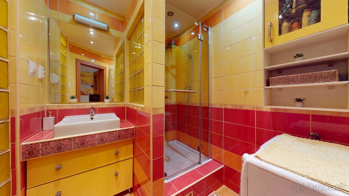 3-IZBOVÝ BYT, LOMNICKÁ PREŠOV - 10