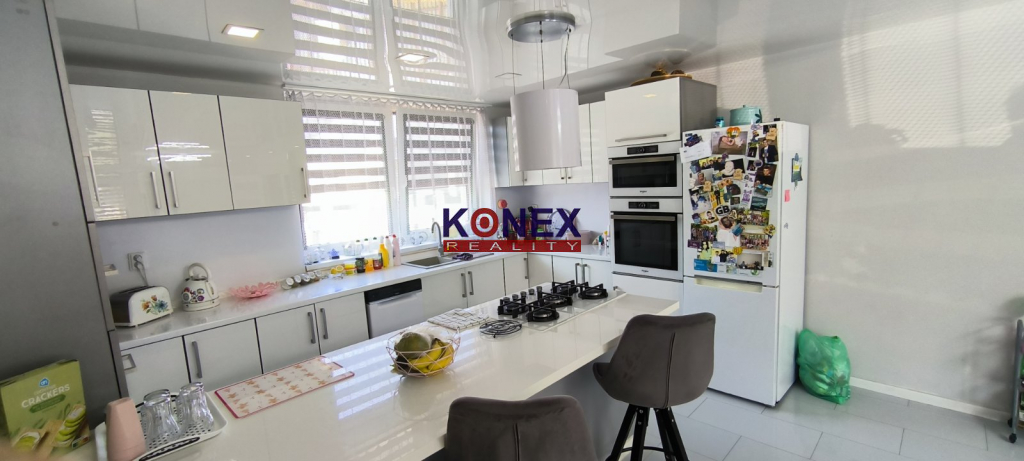 Rodinný dom po komplet rekonštrukcii v obci HRAŇ - 10