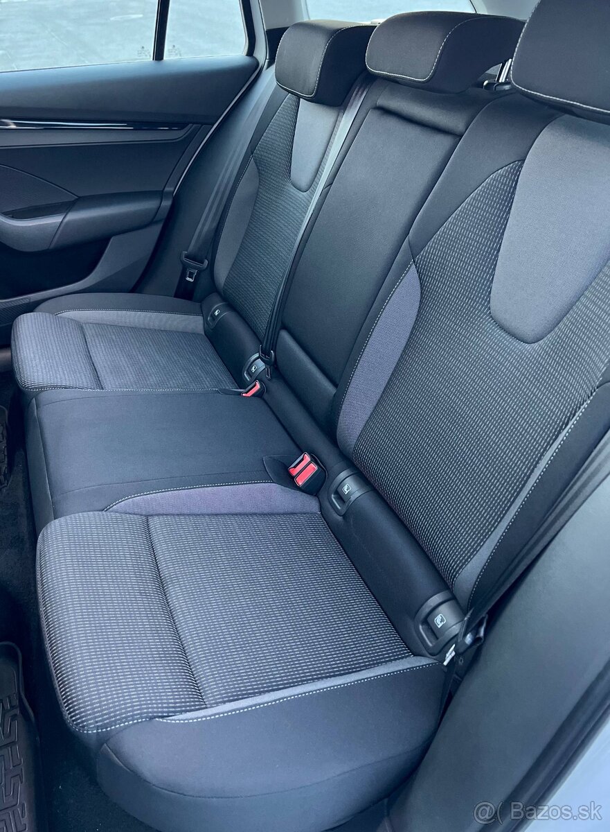 ŠKODA OCTAVIA IV COMBI 2.0 TDI 2020 - 10