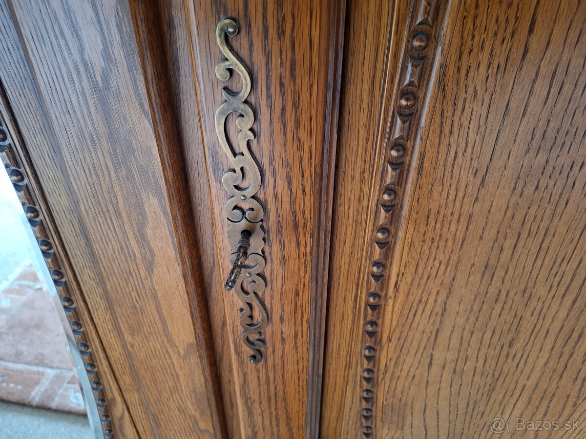 RUSTIKÁLNÁ SPÁLNA DRAHÝ MODEL TOP STAV - 10