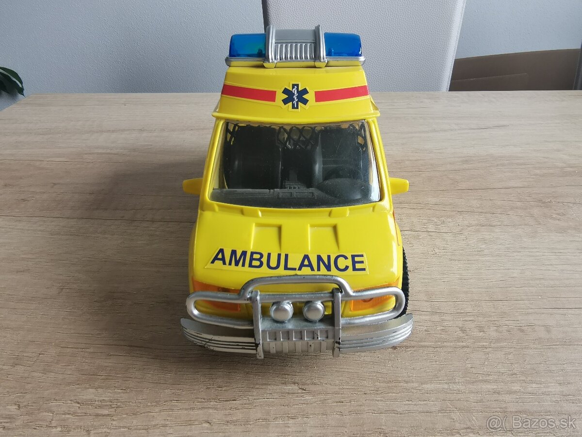 Policajné a záchranárske auto - 10