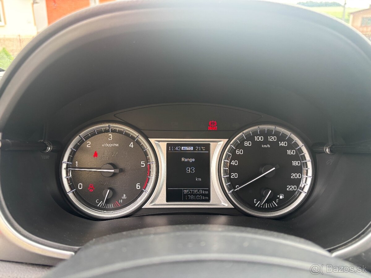 Suzuki Vitara 1.6 DDiS Elegance 4WD - 10