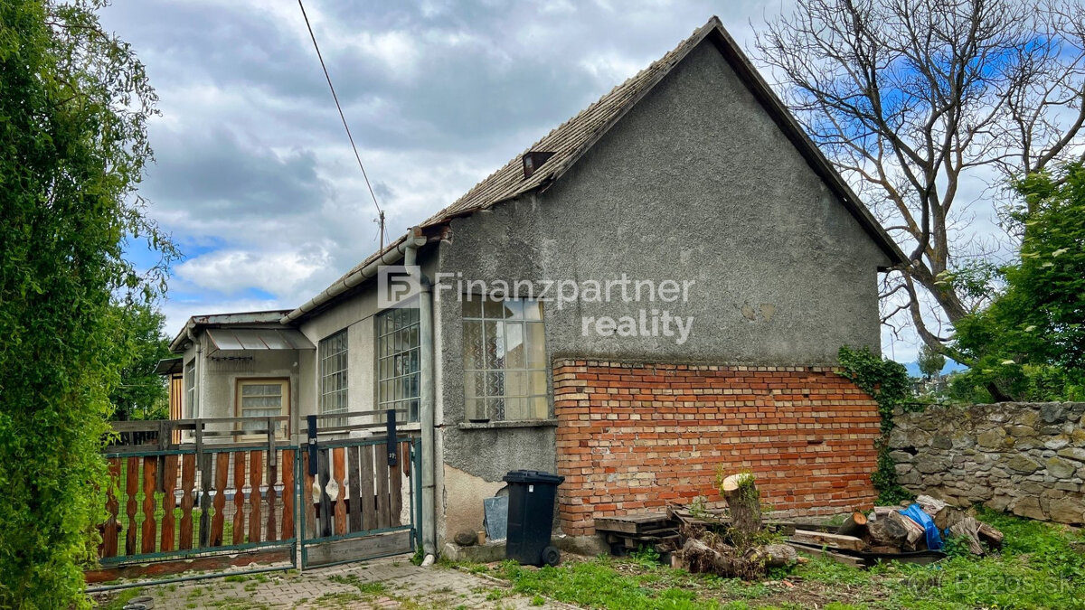 Dva domy s pozemkom 2547 m2, Kozárovce, Levice - 10