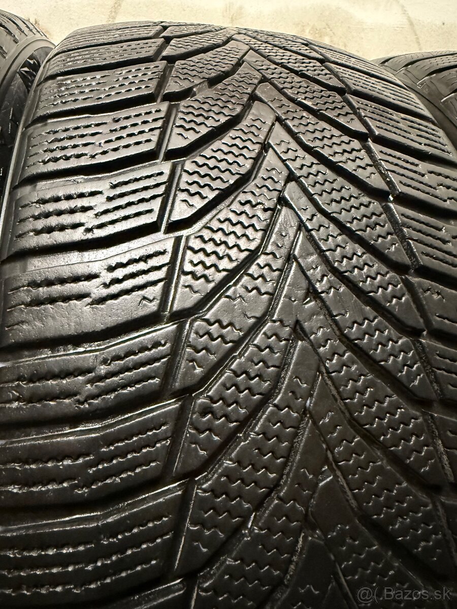 Zimné pneumatiky 235/45/19 Nexen Winguard Sport 2 WU7 - 10