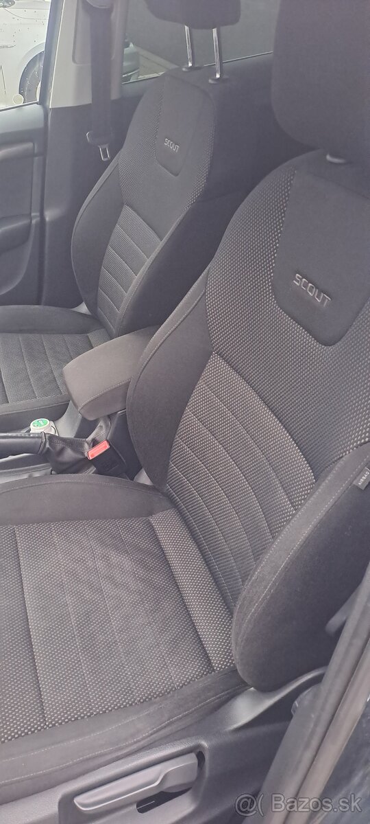 Skoda octavia scaut 3 4x4 - 10