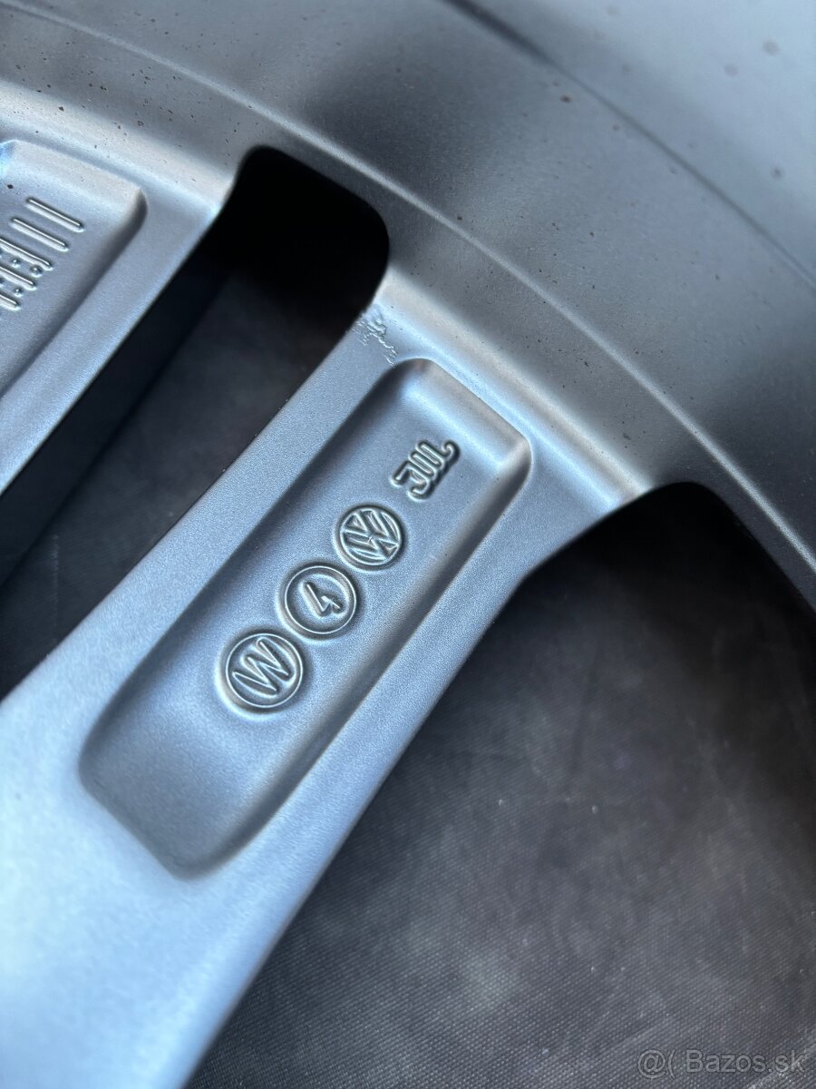 Zimní alu kola Arteon Sebring 245/45/18 - 10