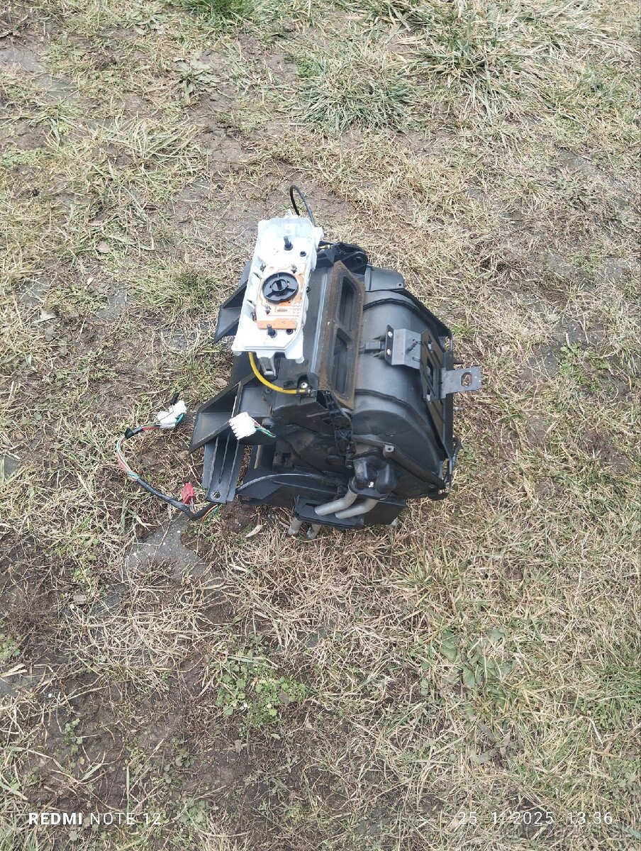 Peugeot 309 diely - 10