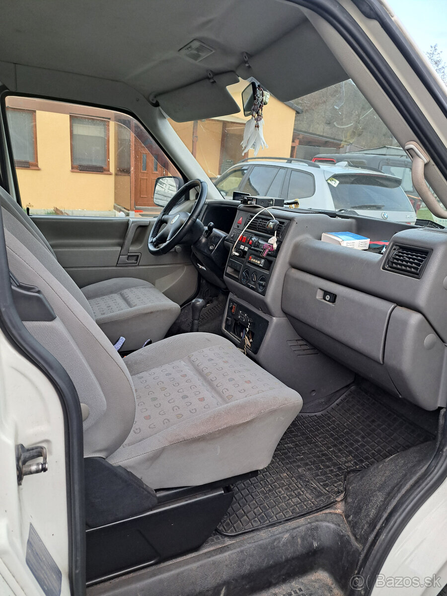 Volkswagen T4 Syncro 2,5 benzin - 10