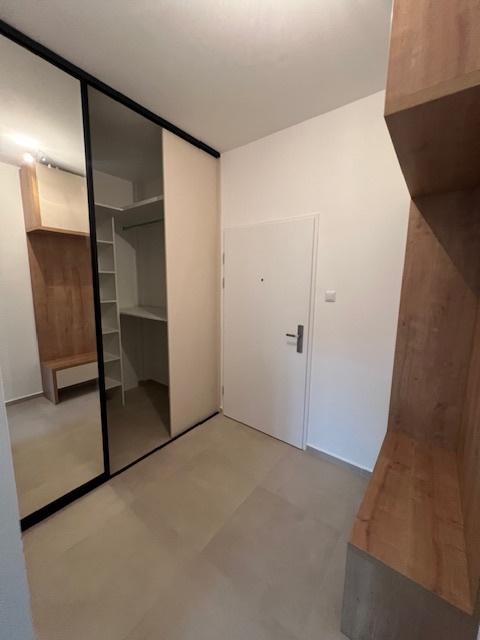 na prenájom 3 izb. byt, Geologická ul. - 10