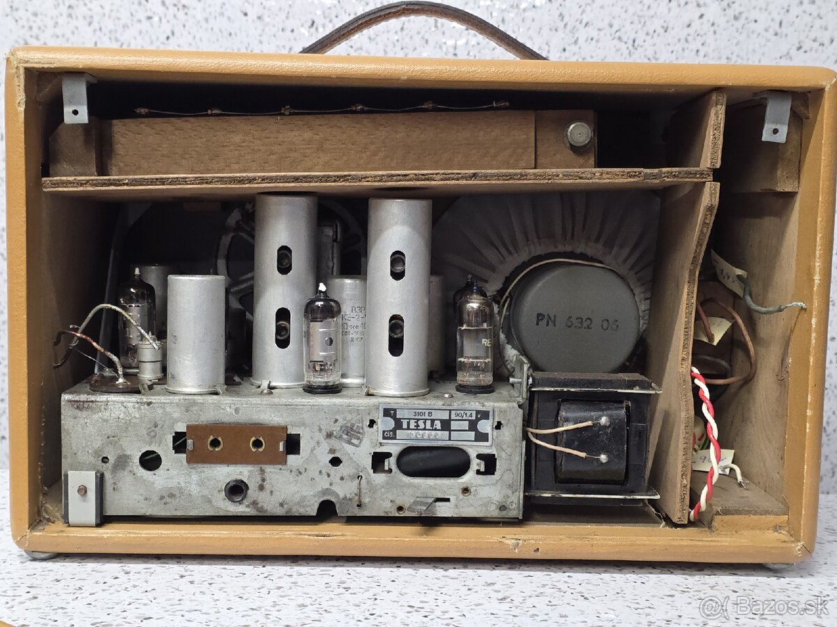 ☆ starožitné elektronkove radio Tesla 3101B - 10