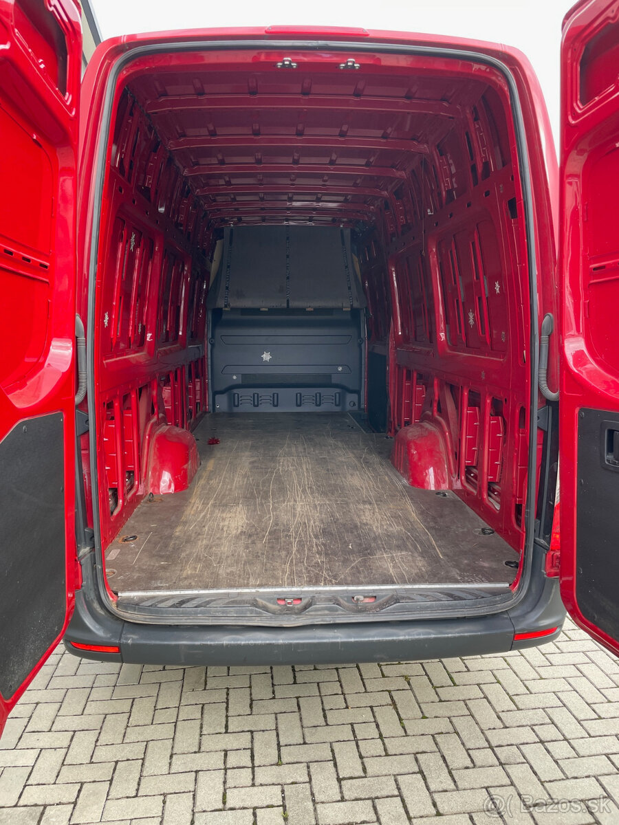 Mercedes-Benz Sprinter - 10