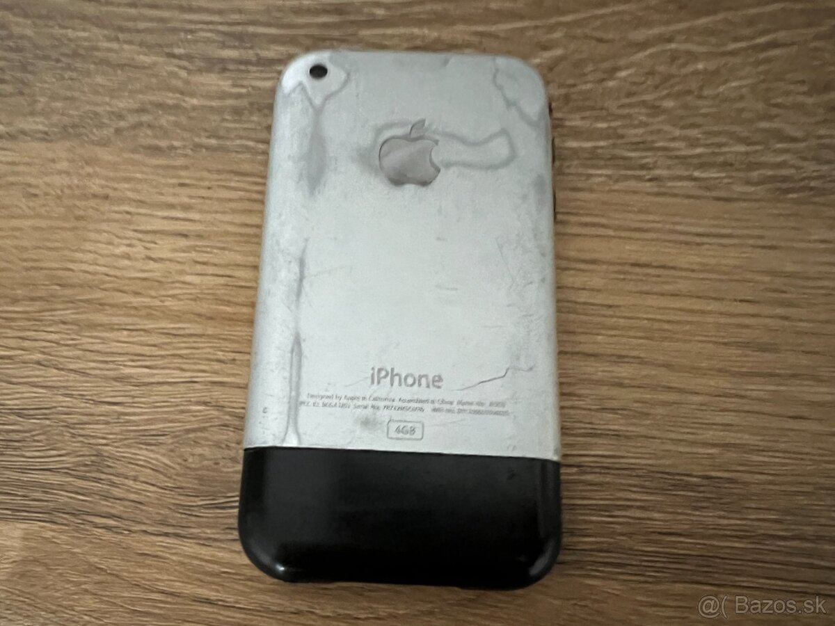 Apple iPhone 2G (4GB verzia) - prvá generácia - 10