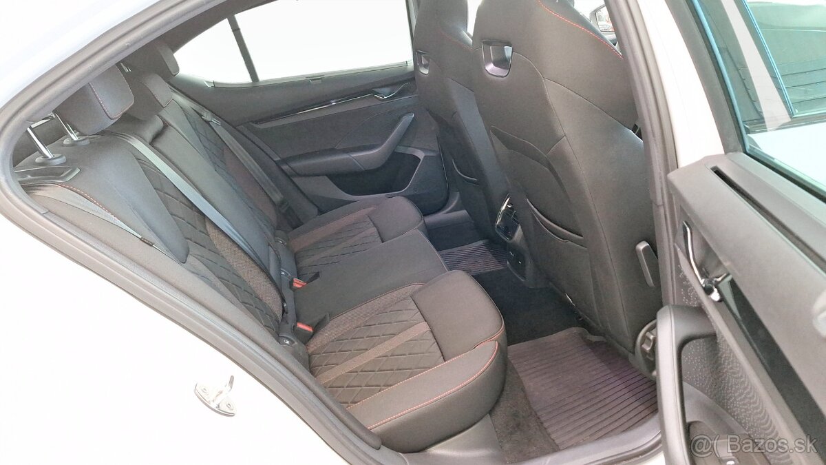 Octavia 2.0 TSI RS DSG - 10