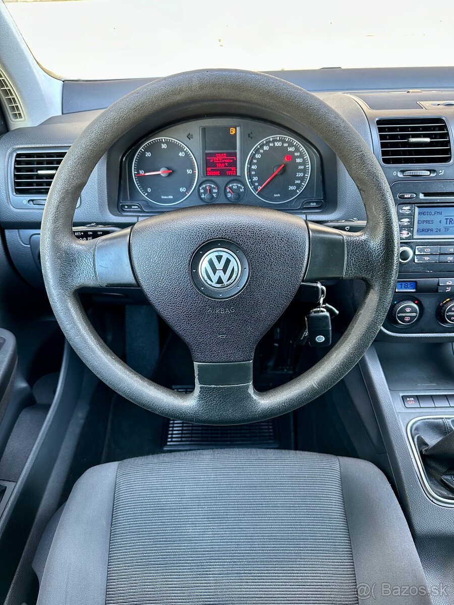 Volkswagen Golf 5 1.9TDI 77kw 263 000km kúp. v SR 1. majiteľ - 10