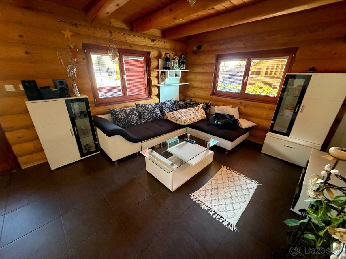 sedacka a cela obyvackova zostava - 10