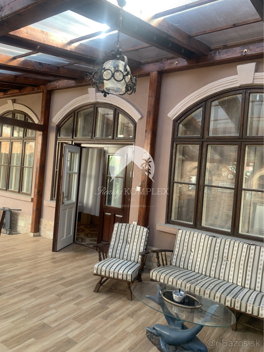 Reality Komplex s.r.o. Vám ponúka do PRENÁJMU čarovný, úplne - 10