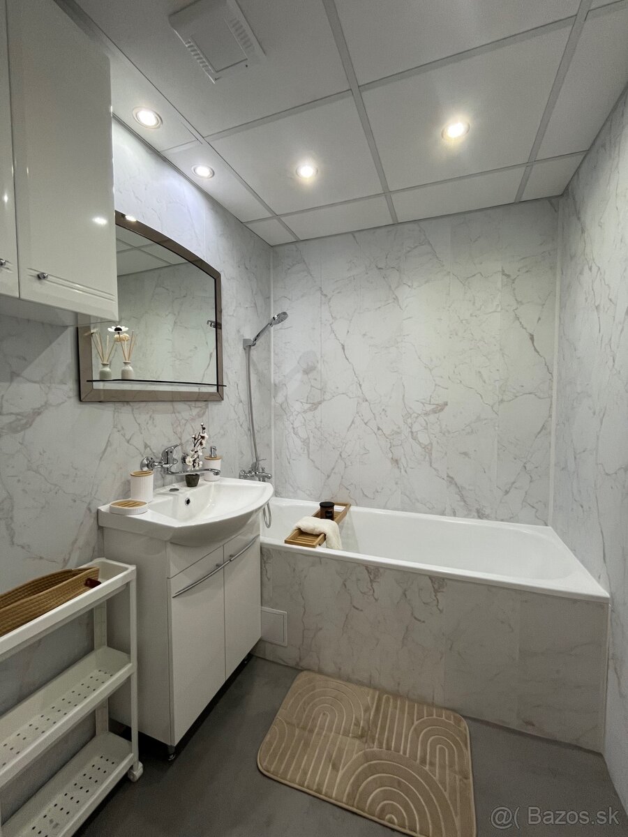 Pekný 3-izbový zariadený byt s loggiou - Sofijská ulica - 10