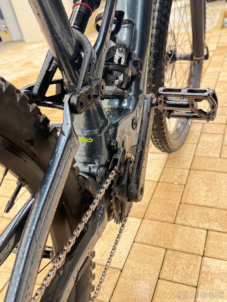 Specialized E-bike - 10