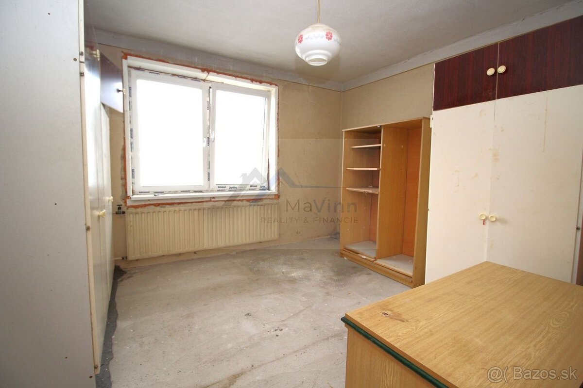 PREDAJ DOM s GARÁŽOU a poz. 539 m² Klížske Hradište - 10