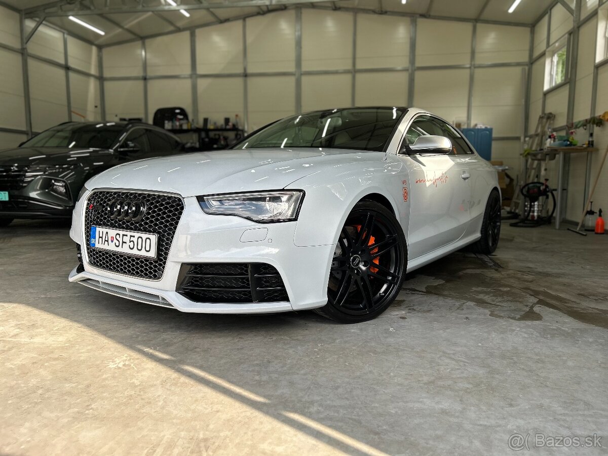 Audi RS5 V8 4.2 FSI quattro S-tronic - 10