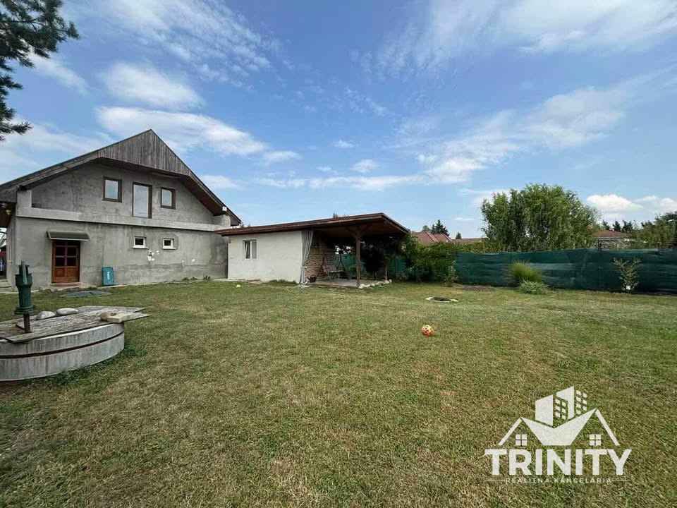 Na predaj 4-izbový rodinný dom v obci Palárikovo - 10