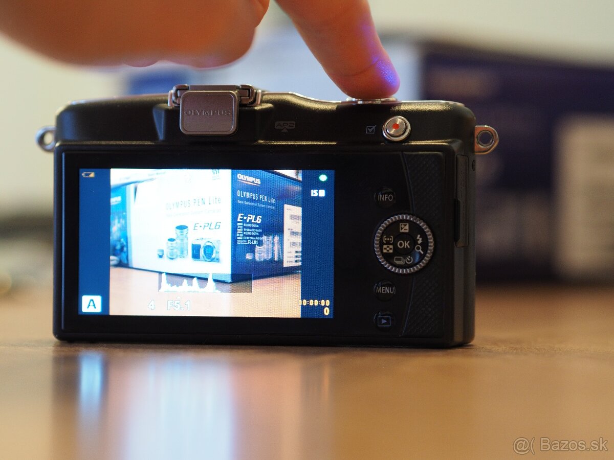 Olympus PEN E-PM1 telo - 10