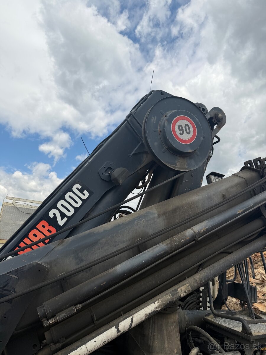 Iveco s hydraulickou rukou - 10