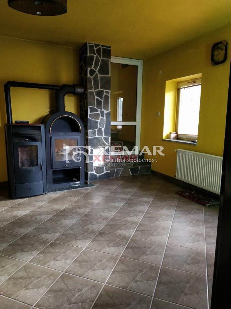 Na predaj polyfunkčný objekt v Lučenci. - 10