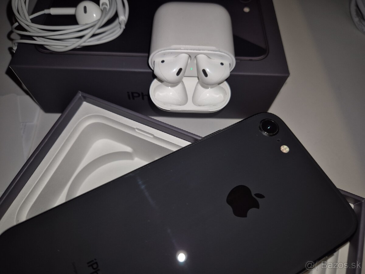 Apple iPhone 8, Space grey, 68 GB + AirPods - 10