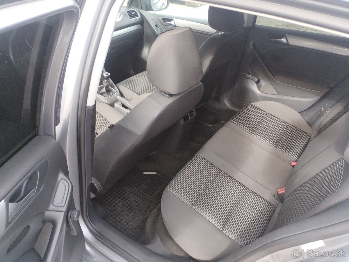 Volkswagen Golf 1.6 TDI 90k Trendline - 10