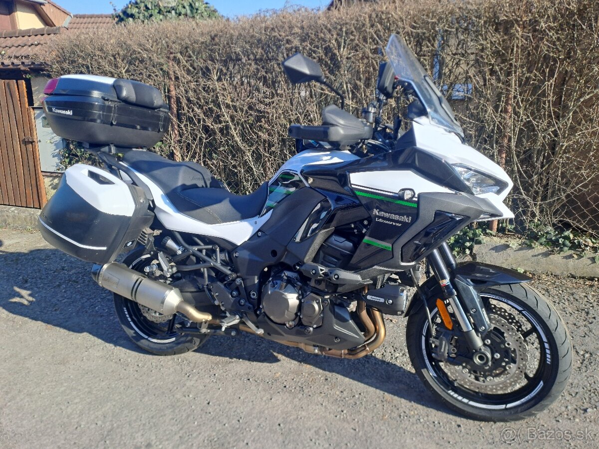 Kawasaki Versys 1000 - 10