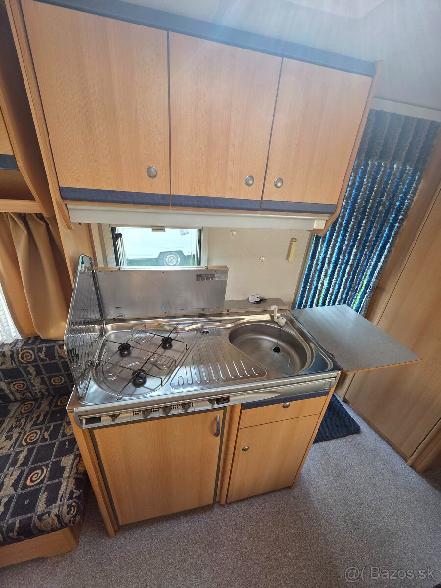 Knaus Eifelland 395 - 2001, predstan spolu so strieskou - 10